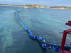 立法院經濟委員會今天(30日)初審通過「海纜七法」，明定若破壞自來水海底管線、天然氣管線、海底電力電纜等故意犯，最高可處7年以下有期徒刑，並可沒收犯案船隻。圖為台電日前建置完成的澎湖「風櫃~桶盤~虎井及望安~將軍」海底電纜工程。（台灣電力公司澎湖區營業處提供）
