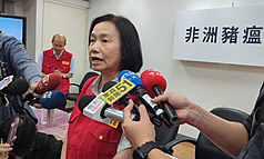 圖為農業部次長杜文珍接受媒體聯訪。資料照。