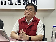 非洲豬瘟中央前進應變所27日上午召開說明記者會，台中市農業局長張敬昌出席，釐清案發時間序。