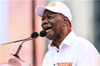 象牙海岸總統烏阿塔哈(Alassane Ouattara)。