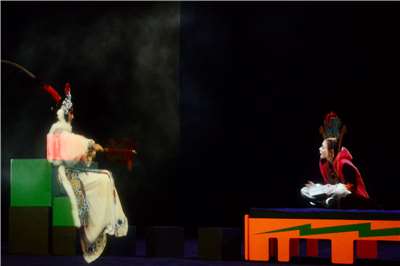 《公主與她的魔法扇》法國首演好評如潮，劇評讚「為世界帶來啟示與美好」。(國光劇團提供)