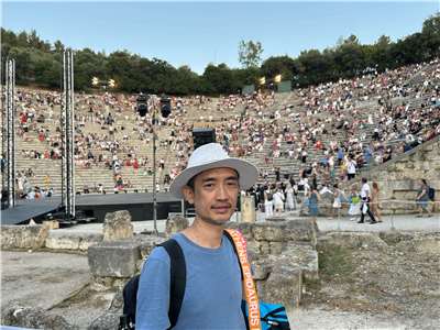 安原良用母語演戲有落葉歸根的感動