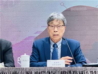 農業部長陳駿季30日出席行政院院會後記者會。(鄭佑漢 攝)