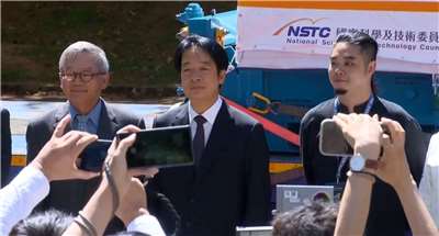 賴清德總統7日上午出席國家太空中心福衛八號「齊柏林衛星」起運典禮。(翻攝國家太空中心臉書直播)