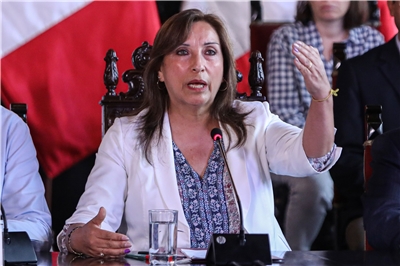 秘魯總統博魯阿爾特(Dina Boluarte)遭到國會彈劾下台。(資料照片)