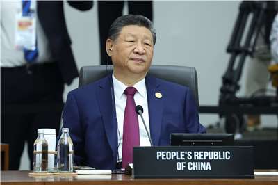 中國國家主席習近平在韓國慶州出席亞太經合組織(APEC)領導人非正式會議(圖)，稍後並準備與日本以及加拿大領袖會談。(美聯社/達志影像)