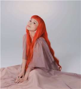 許哲珮推出2025最新創作專輯《樹洞裡可以悲傷》