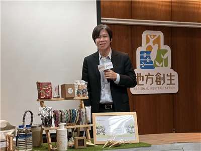 國發會將在11月1日以「數位串地方、青年創未來」為題發表成果展，國發會國土區域離島發展處處長黃文彥表示，邀請民眾一同參與活動。(蔡芃敏 攝)