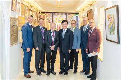 外交部長林佳龍（中）歡迎美國以色列公共事務委員會(AIPAC)訪團到訪，並與訪賓就區域情勢及台灣、美國與以色列三方合作廣泛交換意見。 (外交部提供)