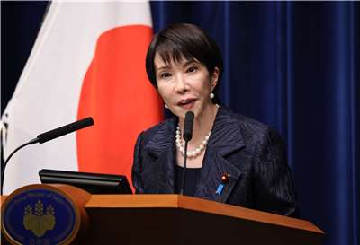 自民黨總裁高市早苗在10月21日的臨時國會中被指名為第104任首相、也是日本史上首位女首相。(美聯社/達志影像)