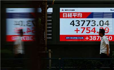 日本股市5日大漲超過4%。資料照。