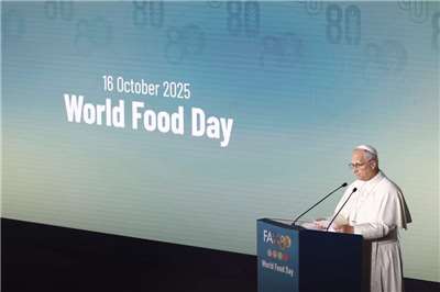 羅馬天主教教宗良十四世(Pope Leo XIV)16日出席世界糧食日活動。 (圖:X@FAO)