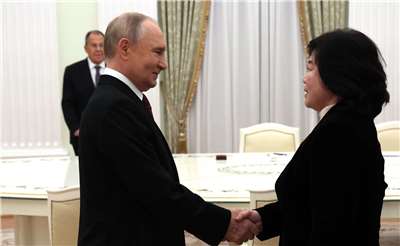 北韓外長崔善姬(Choe Son Hui)27日在克里姆林宮和俄羅斯總統普丁(Vladimir Putin)會談。 (圖:克宮)