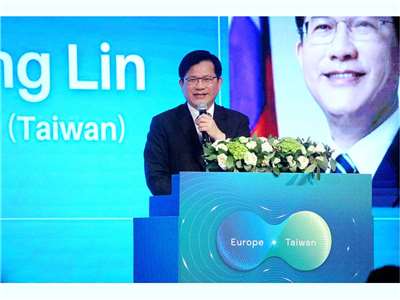 外交部長林佳龍28日在台歐海底電纜安全合作論壇上發表「國際海底電纜風險管理倡議」，歡迎所有與海底電纜有關全球利益相關方加入 (央廣記者王照坤 攝)