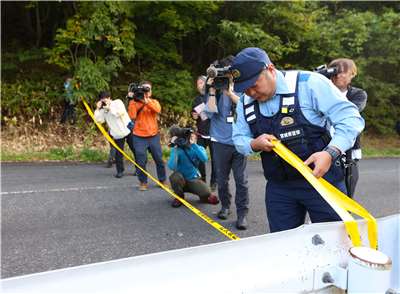北海道宮城縣傳出棕熊攻擊人類的事件，警方動員尋找一名在山區採野菜失蹤的婦女。
