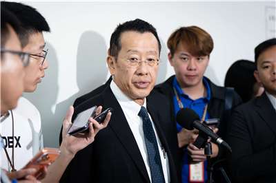 內政部擬修正兵役體位標準，未來BMI要45才達停役標準。外界擔憂過胖的役男服役恐有健康風險。對此國防部長顧立雄23日澄清，常備役的體位沒有改變，會修正的是替代役體位。(楊仁翔 攝)