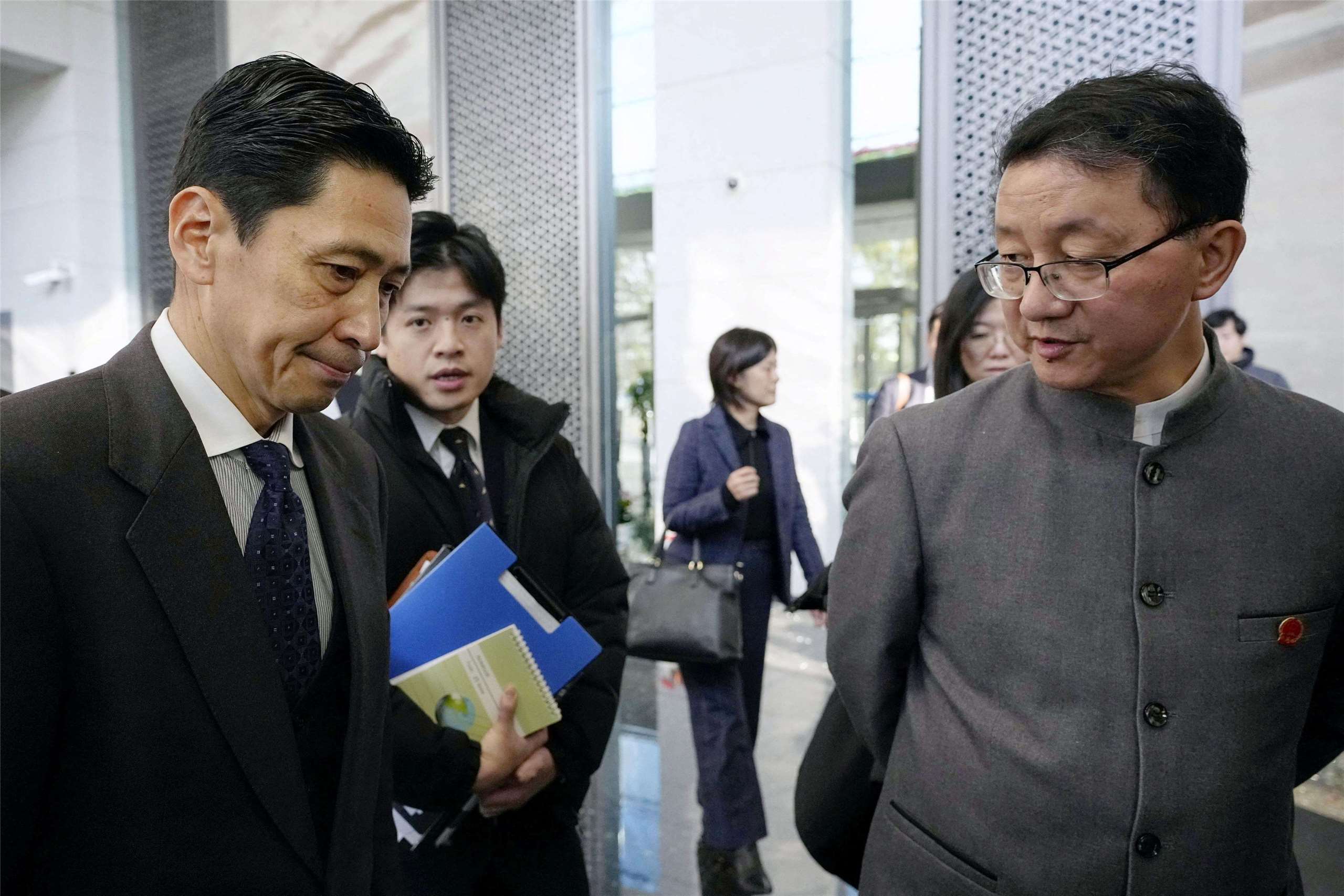 日本外務省亞洲大洋洲局長金井正彰18日與中國外交部亞洲司長劉勁松在北京磋商。