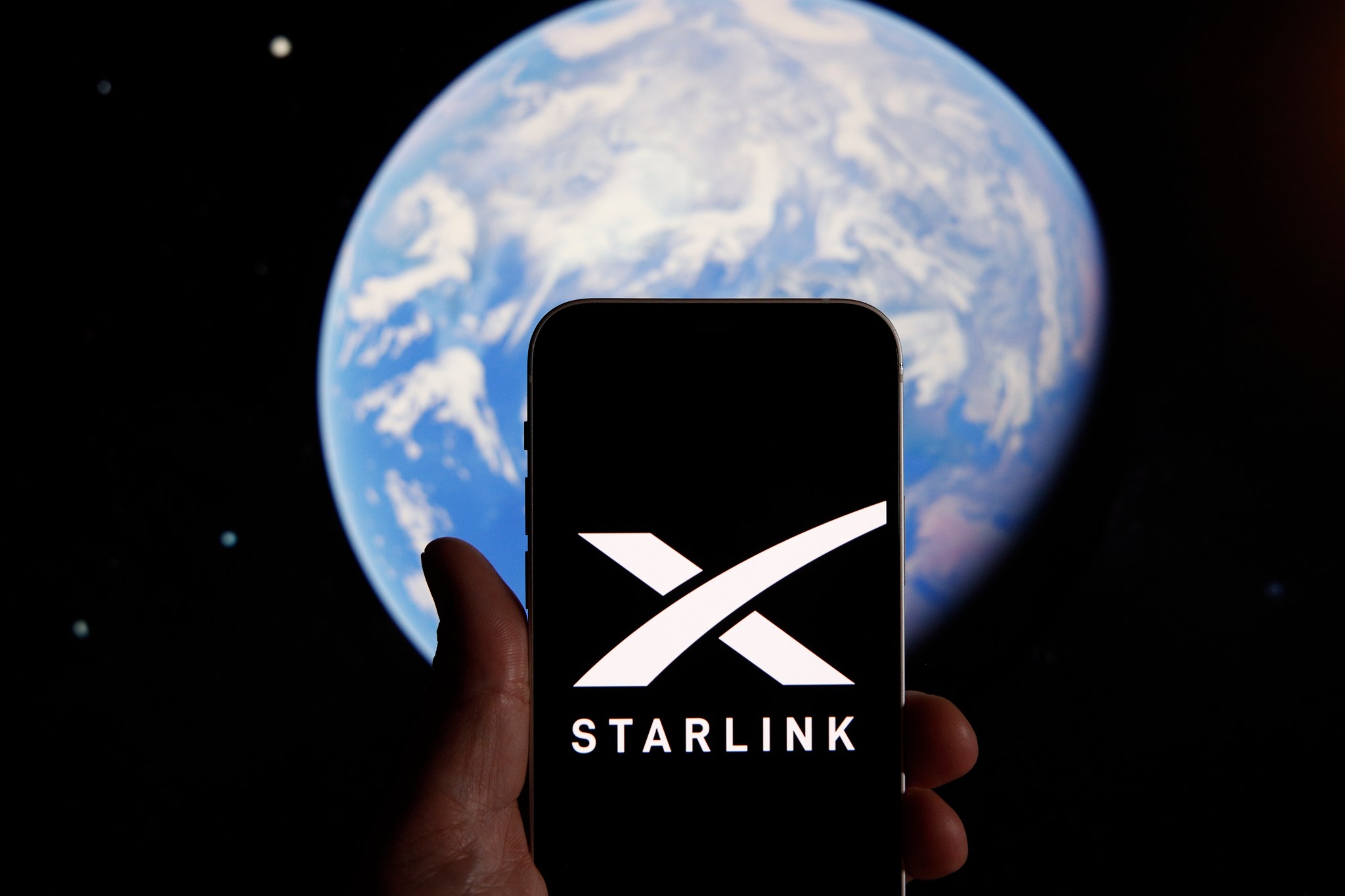 特斯拉創辦人馬斯克旗下的衛星網路計畫「星鏈」(Starlink)。