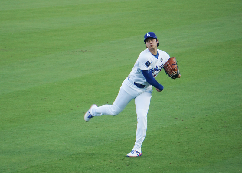 圖為大谷翔平賽前熱身。
