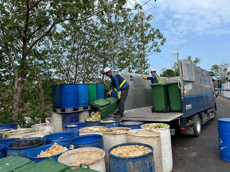 非洲豬瘟相關禁令已解除一週，關於廚餘養豬方面，環境部會在12月6日前完備法令，要求廚餘養豬戶加裝蒸煮設備的即時監測系統。（示意圖／新竹縣政府提供）