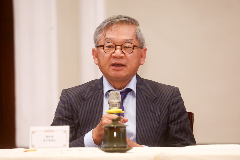 總統府3日舉行2025亞太經濟合作經濟領袖會議代表團返國記者會，國科會主委吳誠文出席說明與美方代表互動內容。
