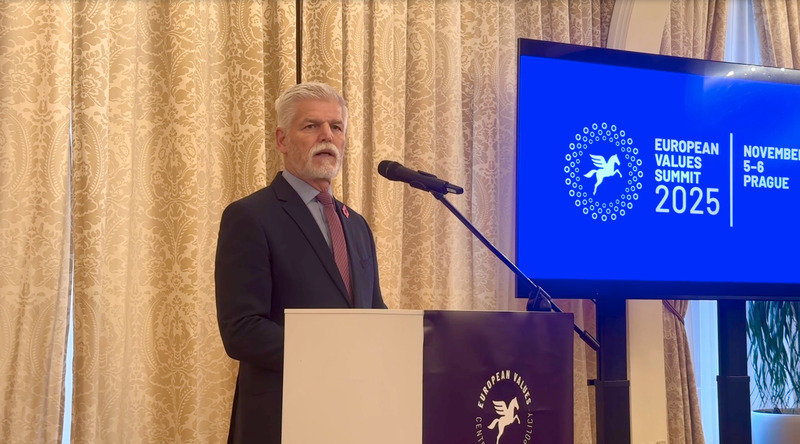 捷克總統帕維爾（Petr Pavel）5日出席「歐洲價值高峰會」。