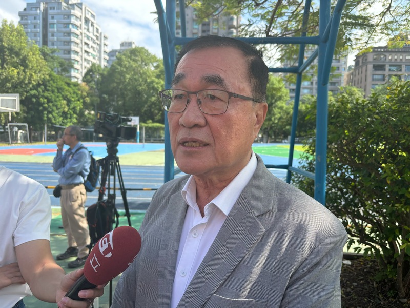 台北市副市長李四川8日說，與新光人壽就北士科T17、T18基地的解約金額已經過會計師審查，預計14日簽訂解約協議書，17日開始辦理地上權移轉相關程序。
