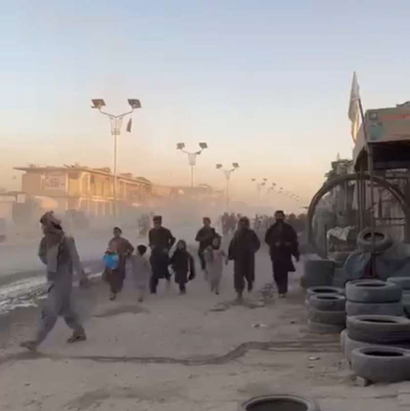 巴基斯坦與阿富汗互控對方在邊境開火。(X@sidhant)