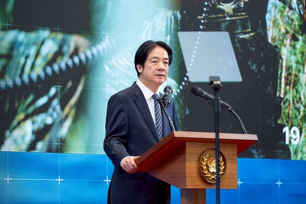 賴清德總統26日宣布將透過五大行動全面建構民主防禦機制，預計未來8年內投入新台幣1.25兆經費，打造「台灣之盾」。(圖：總統府)