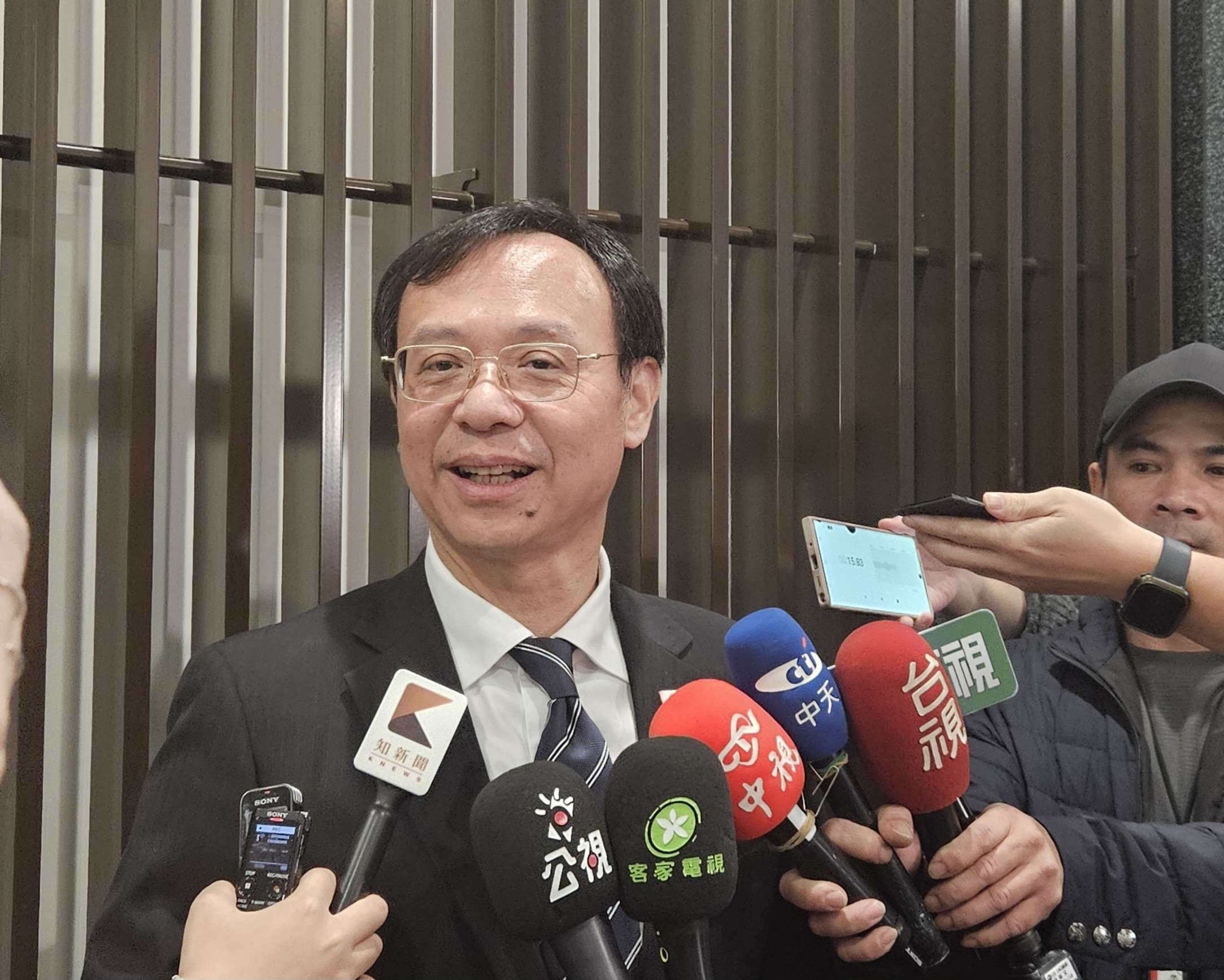 衛福部長石崇良20日表示，未完成PGY訓練禁做醫美只是回歸正規醫學教育，導正「直美」。(劉品希 攝)