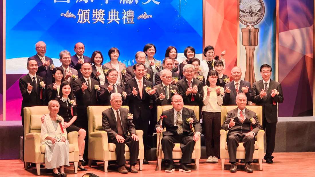 第35屆醫療奉獻獎頒獎典禮」今天(1日)登場。(劉玉秋攝)