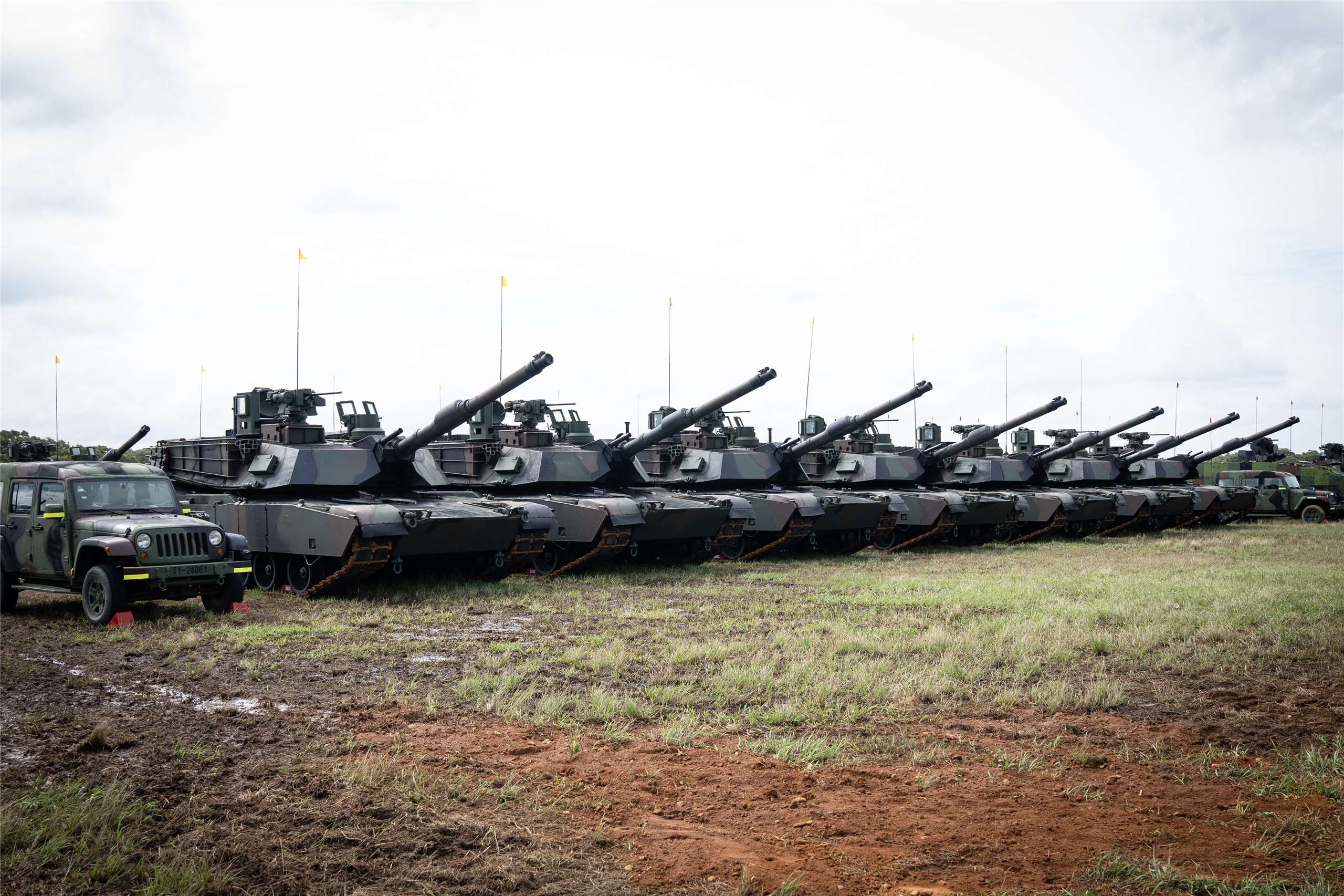 大西洋理事會印太安全計畫主任加勞斯卡斯(Markus Garlauskas)訪台後透露，台灣公私部門評估，若受到攻擊後，需獨撐2週。圖為陸軍剛成立的M1A2T戰車部隊。(楊仁翔 攝)
