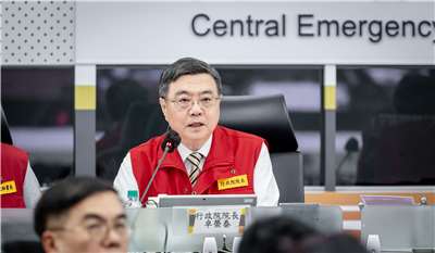 行政院長卓榮泰11日陪同賴清德總統前往中央災害應變中心。(圖：總統府)