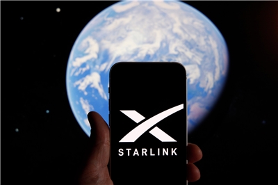 特斯拉創辦人馬斯克旗下的衛星網路計畫「星鏈」(Starlink)。