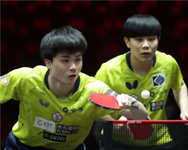 林昀儒（左）與鄭怡靜搭檔混雙。資料照片。(圖：WTT臉書)