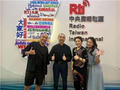 左起：POLO陳歆翰、王友輝、張秀琴、柚子林品貝