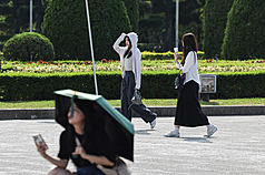 東北季風影響，北部偏涼中南部溫差大。資料照。