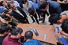 警政署刑事局毒品查緝中心表示，為有效打擊毒駕案件，警政署通令各警察機關戮力查緝毒品及毒駕犯罪，近期並引進唾液毒品快篩執法策略，也辦理大型教育訓練。