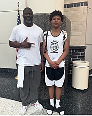 前美國職籃NBA灌籃大賽冠軍得主萊德（Isaiah Rider Jr.）（左）及其兒子萊德四世（Isaiah Rider IV）
（右）。（Vanessa Rider提供）