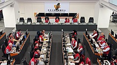 颱風鳳凰陸上警報11日清晨5時30分發布，中央災害應變中心上午召開會議。（中央災害應變中心提供）
中央社記者黃麗芸傳真　114年11月11日
