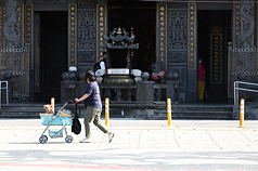 氣象署表示，白天暖熱最高29度，傍晚全台轉涼北部迎雨。(示意圖)