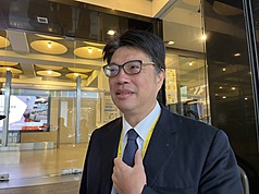 陸委會主委邱垂正21日上午在文化大學大新館出席「2025當代中國研究國際研討會－國際新秩序下的中國治理」，他於會後受訪。