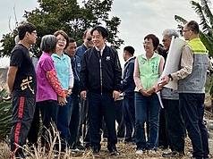 賴清德總統21日赴彰化關心公地放領政策執行情形，並提到，公地放領是協助自耕農取得土地、解決長年土地問題的重要改革。 (圖：中央社)