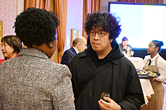 民進黨立委沈伯洋赴荷蘭海牙出席國際自由聯盟會議，與各國議員交流。
