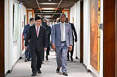 外交部長林佳龍（左）於24日午宴款待史瓦帝尼王國
眾議院議長馬布札（Jabulani Mabuza，右）訪問團。
（外交部提供）
