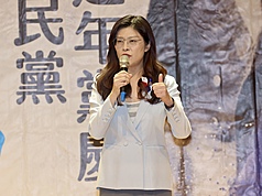 國民黨主席鄭麗文30日下午在台北市議會出席黨慶活動。
