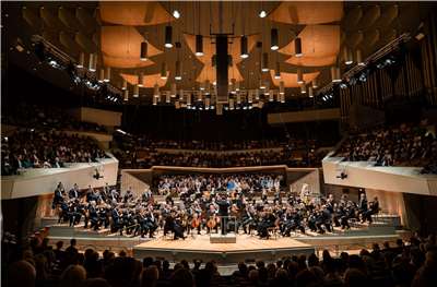 柏林愛樂訪台20週年，11／13兩廳院戶外轉播如期登場。(牛耳藝術提供)