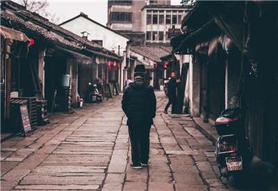 中國去年有20個省達到中度老齡化標準。(圖：Pixabay)