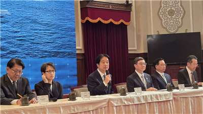 賴清德總統26日召開記者會，宣布國安團隊已研擬「守護民主台灣國家安全行動方案」，全面建構民主防禦機制與強化國防戰力 ，應對迫切的國安威脅，全力守護「民主台灣」。（劉玉秋攝）