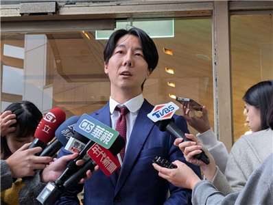 民進黨發言人吳崢。(劉玉秋攝)